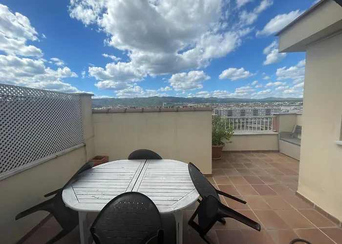 Atico Duplex Mirasierra Renfe 50 M Centrico